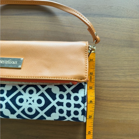Spartina 449 Orange and Blue Women's Clutch Bag. Linen and Leather. 11” x 5”. - Picture 2 of 9